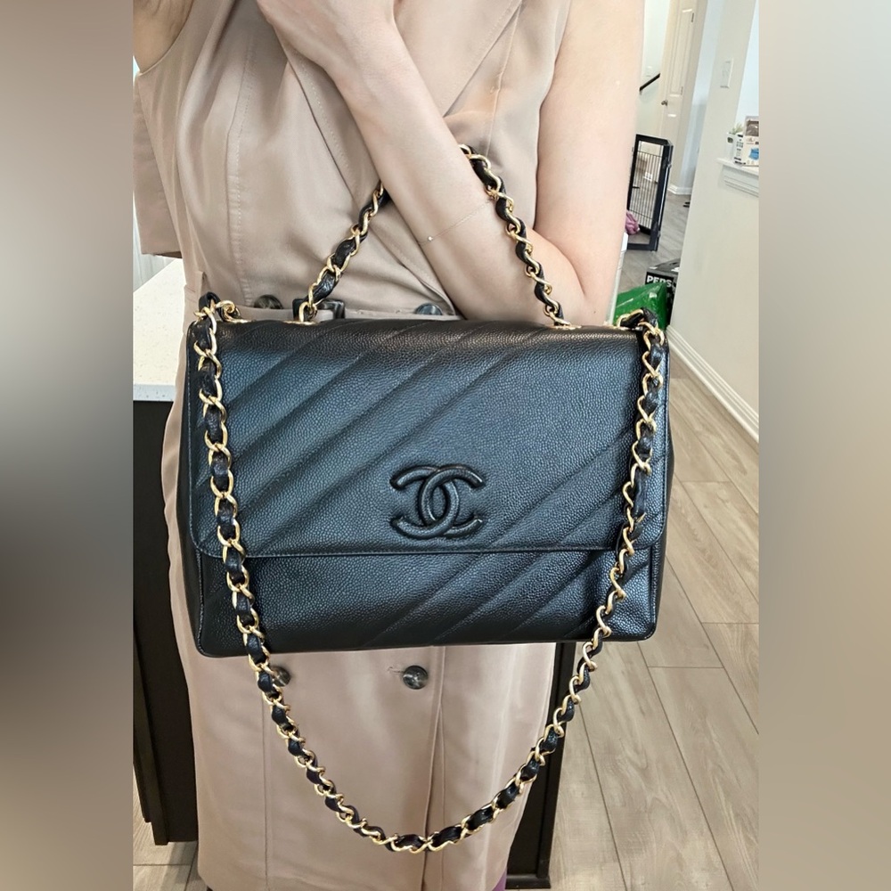 Auth Chanel CC Classic 24K Jumbo Diagonal Black Caviar Single Flap Bag 12” x 8”